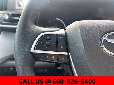 2025 Toyota Sienna XLE