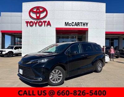 2022 Toyota Sienna XLE 7 Passenger