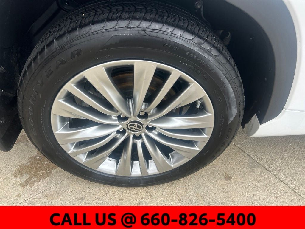 2024 Toyota Highlander Platinum