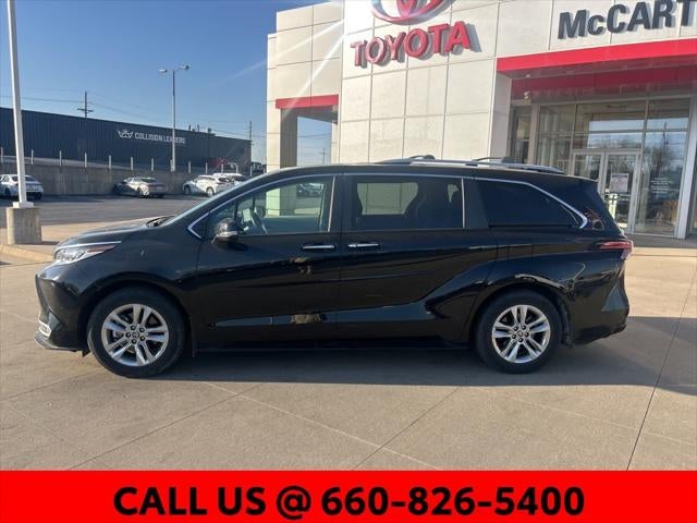 2022 Toyota Sienna Limited 7 Passenger