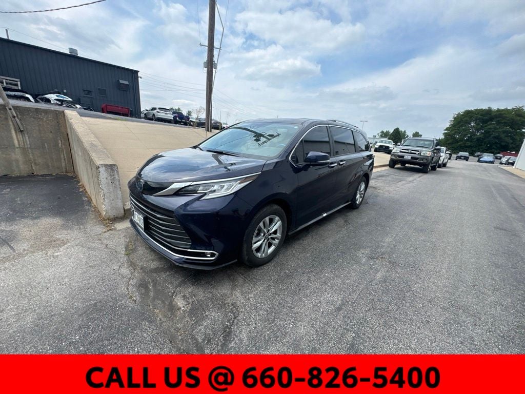 2024 Toyota Sienna Limited 7 Passenger