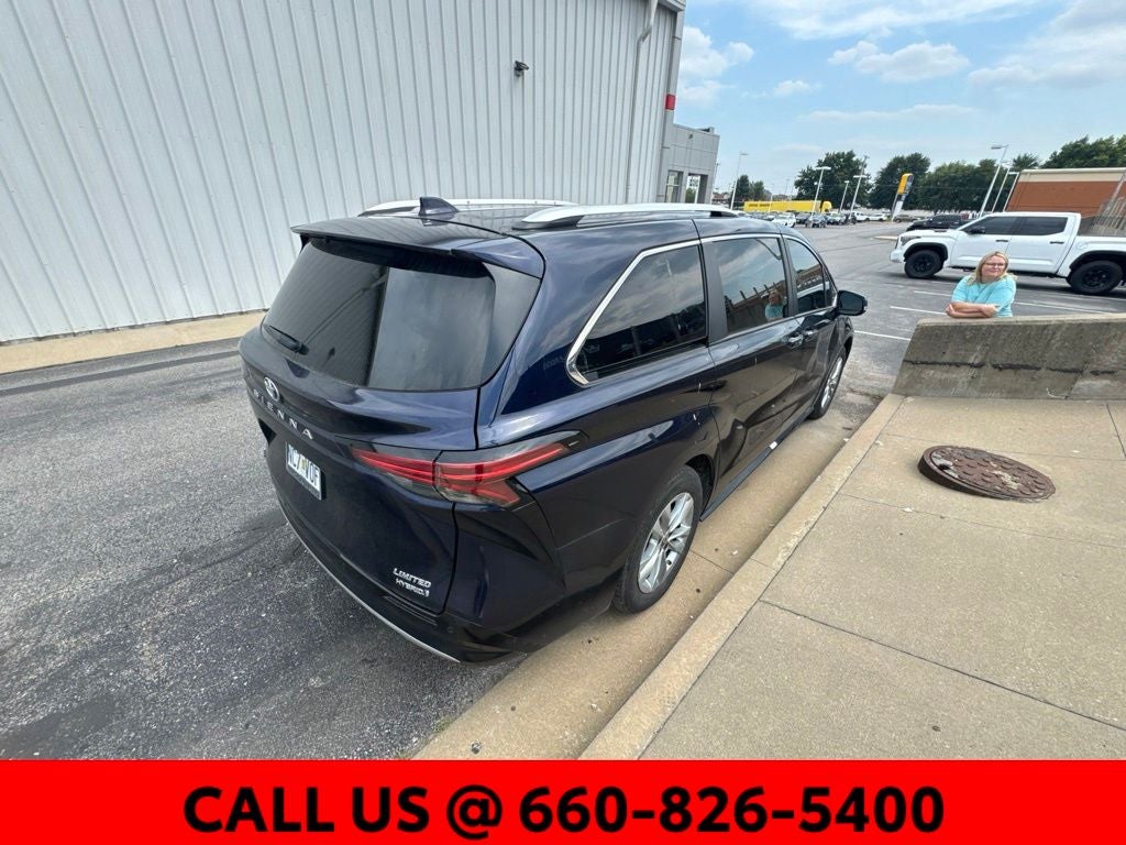 2024 Toyota Sienna Limited 7 Passenger
