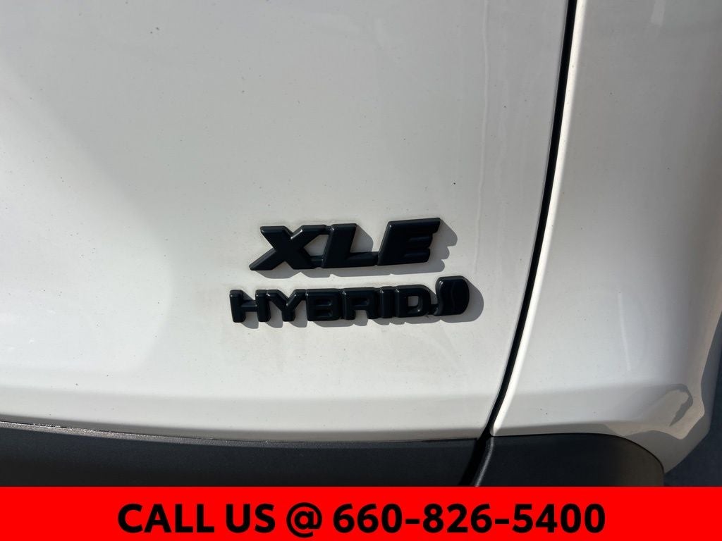 2021 Toyota RAV4 Hybrid XLE