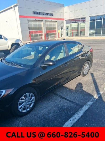 2017 Hyundai ELANTRA SE
