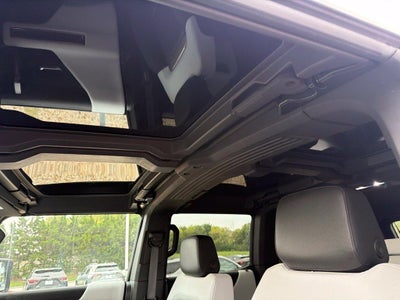 2024 GMC HUMMER EV SUV 2X