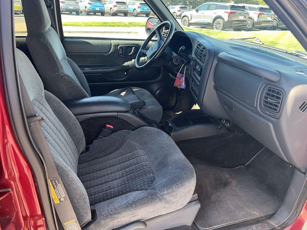 2002 Chevrolet Blazer LS