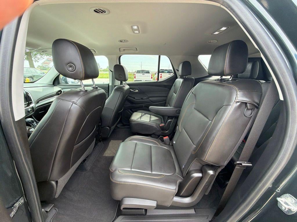 2021 Chevrolet Traverse LT Leather