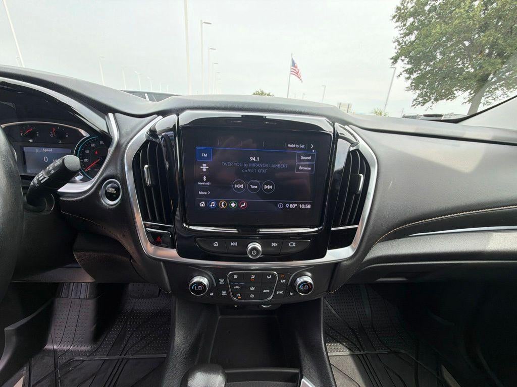2021 Chevrolet Traverse LT Leather