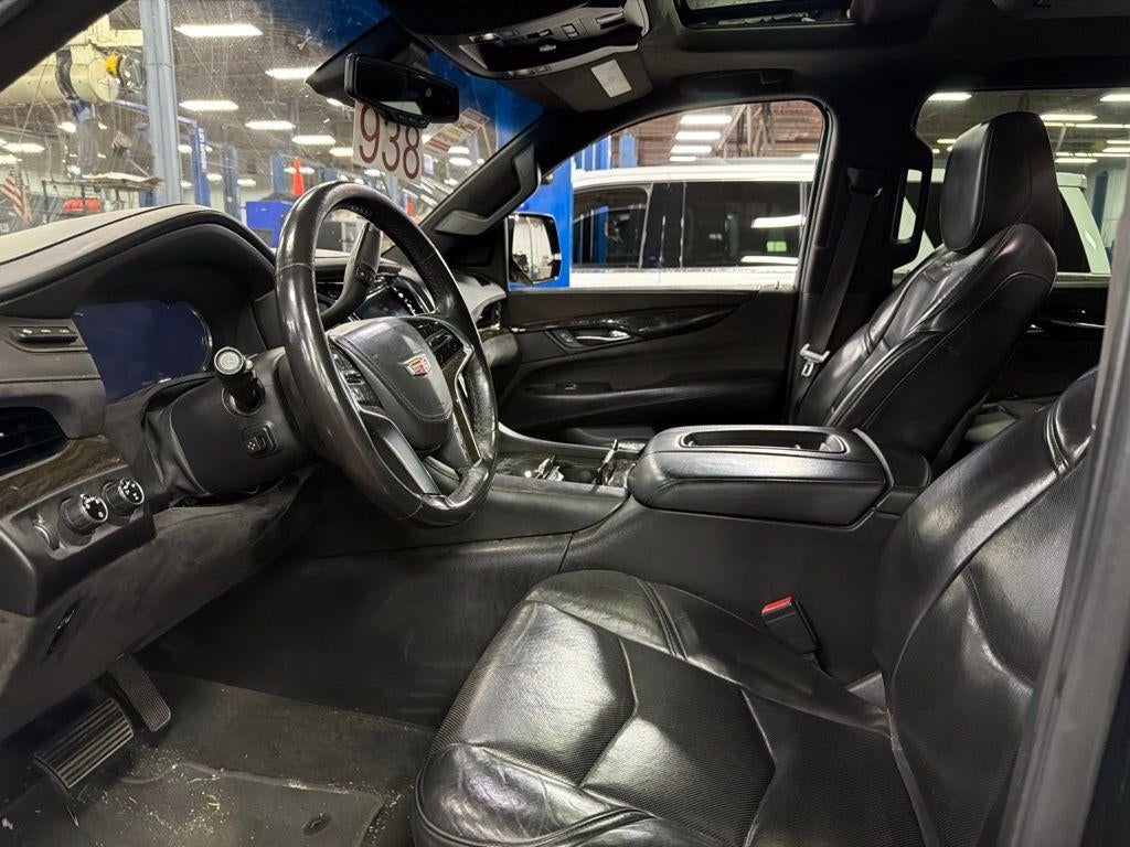 2016 Cadillac Escalade Platinum Edition