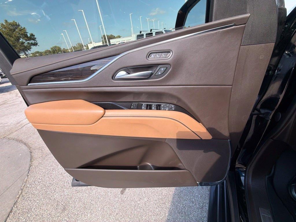 2022 Cadillac Escalade Sport