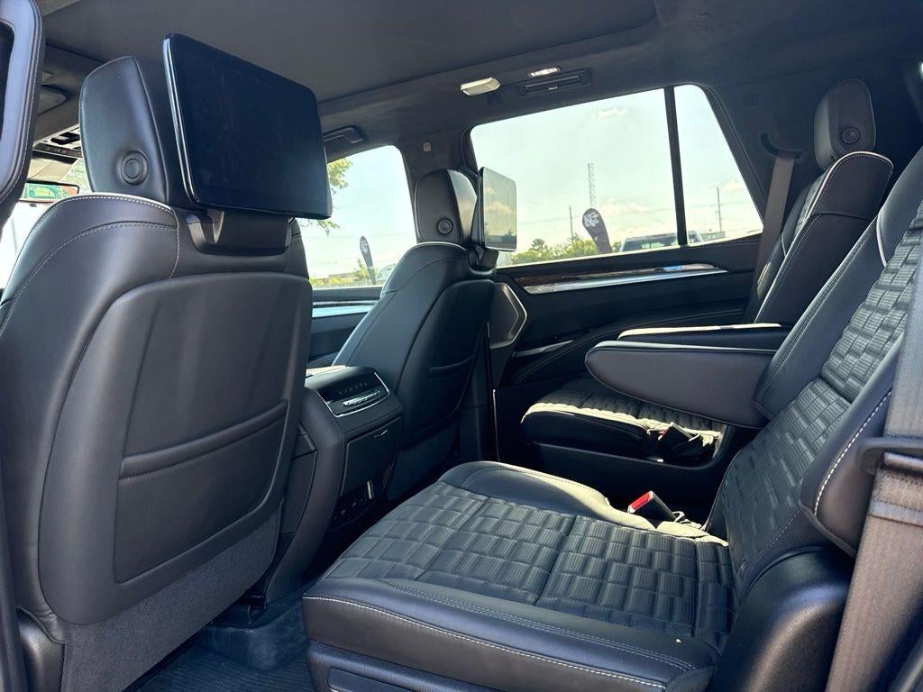 2025 Cadillac Escalade Sport Platinum