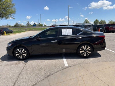 2021 Nissan Altima 2.5 SV