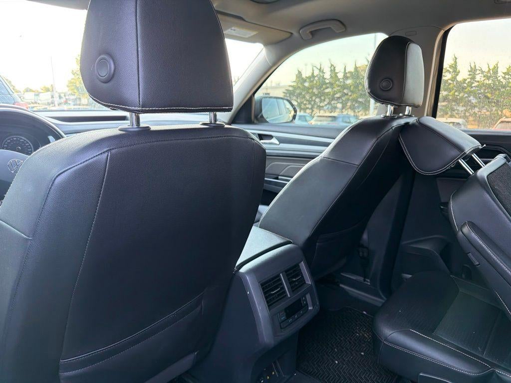 2021 Volkswagen Atlas 3.6L V6 SE w/Technology R-Line
