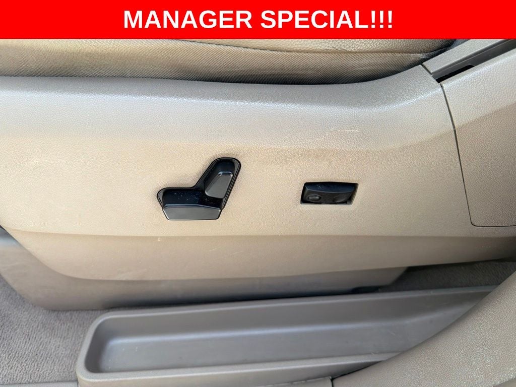 2012 Chrysler Town & Country Touring