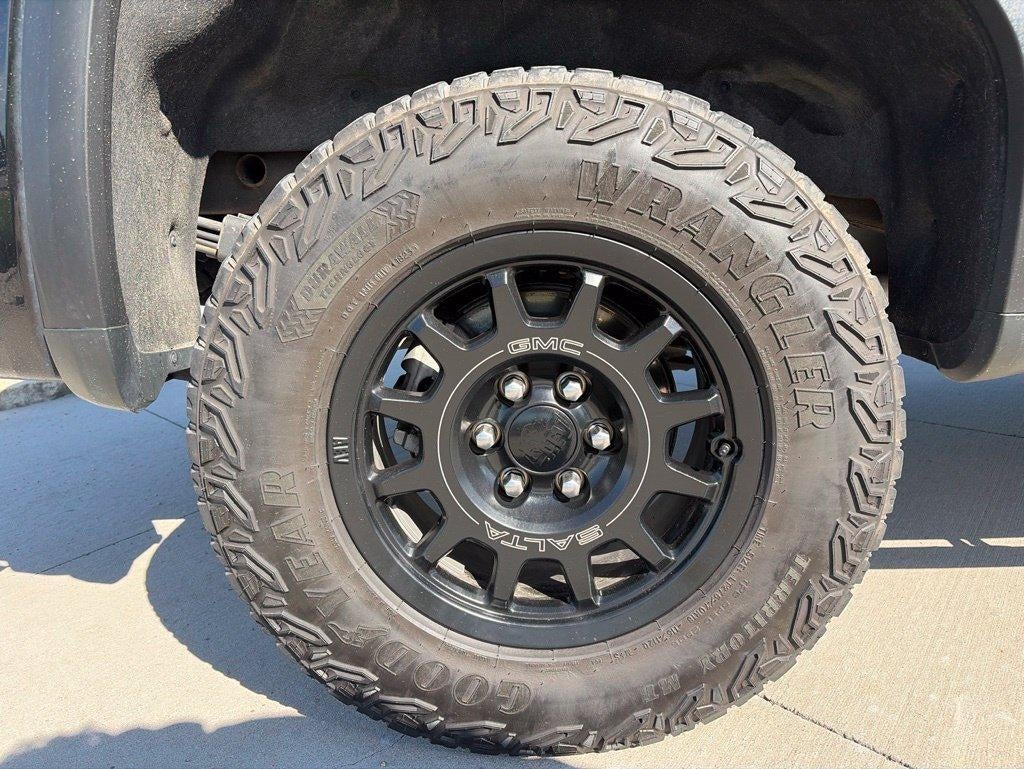 2023 GMC Sierra 1500 AT4X