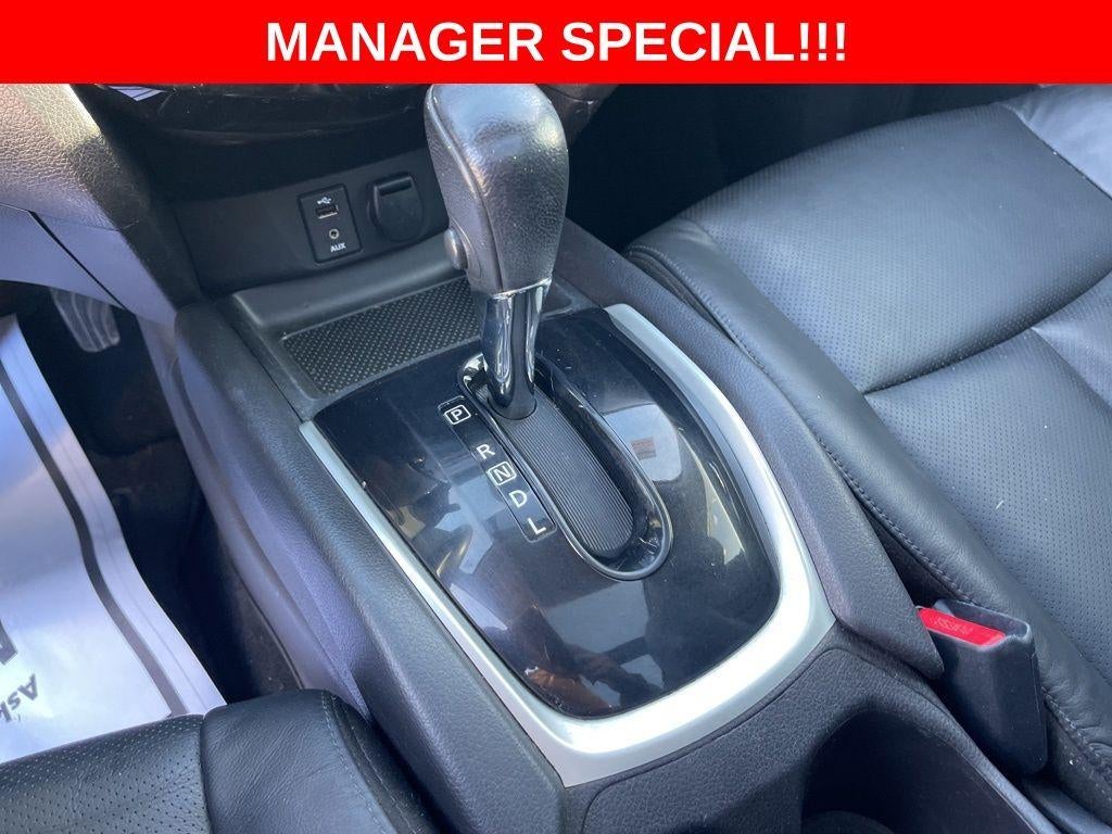 2015 Nissan Rogue SL