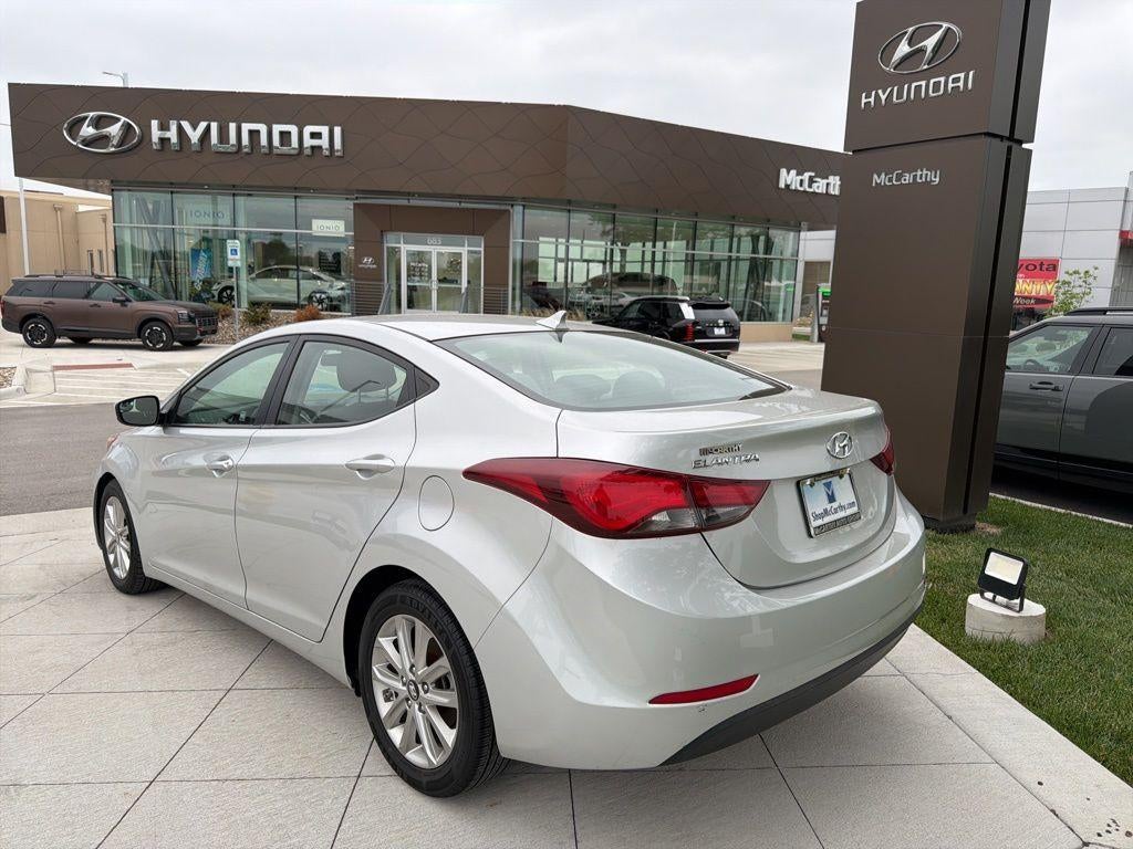 2015 Hyundai ELANTRA SE