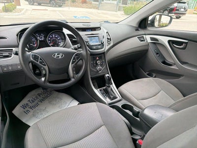 2015 Hyundai ELANTRA SE