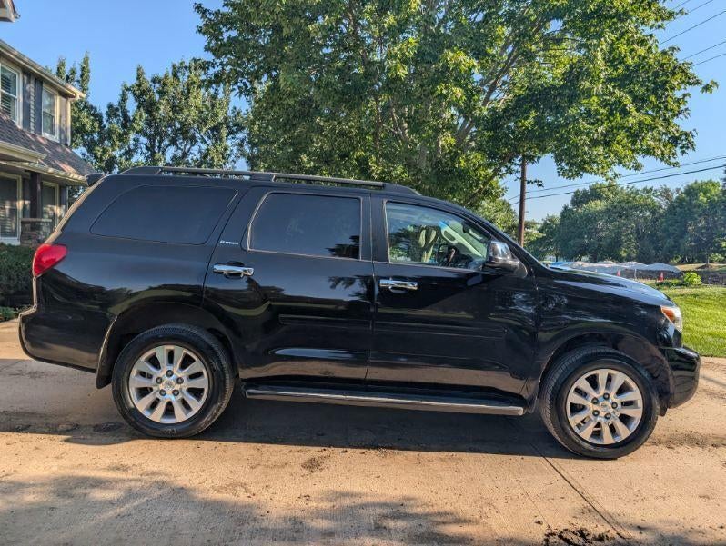 2015 TOYOTA TRU SEQUOIA Platinum