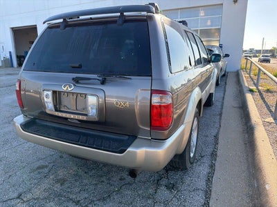2001 INFINITI QX4 Luxury