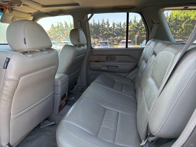 2001 INFINITI QX4 Luxury