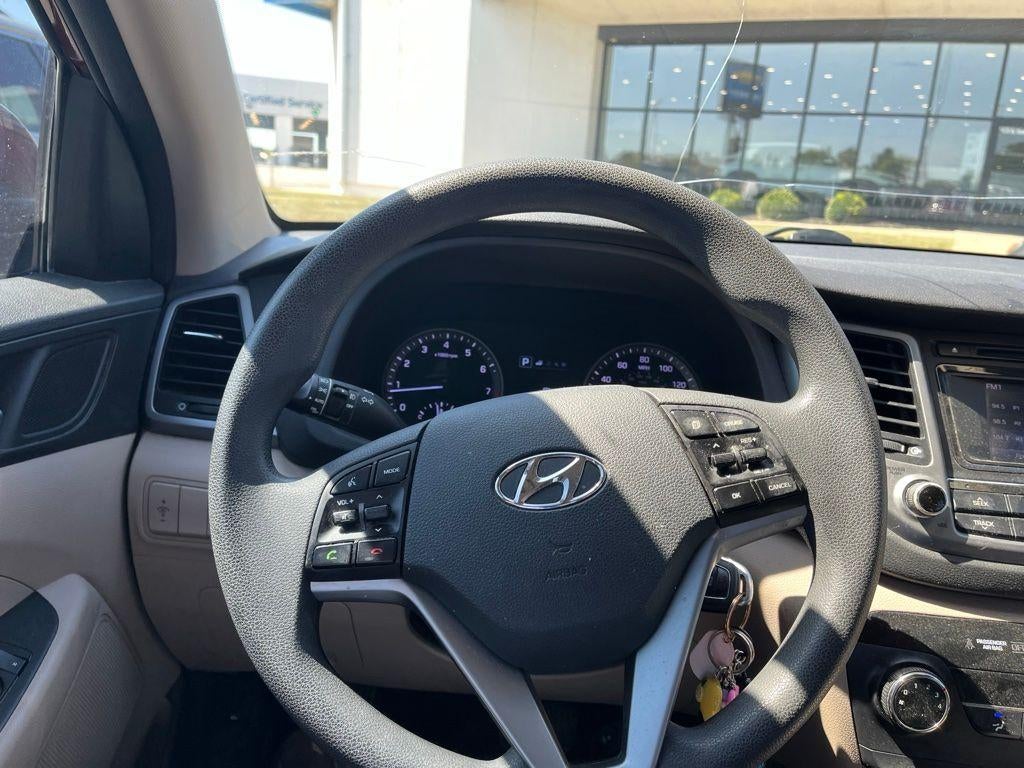 2017 Hyundai TUCSON SE