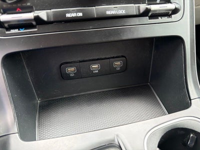 2022 Kia Carnival LXS