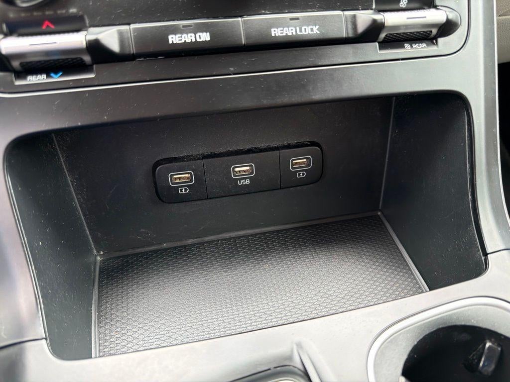 2022 Kia Carnival LXS