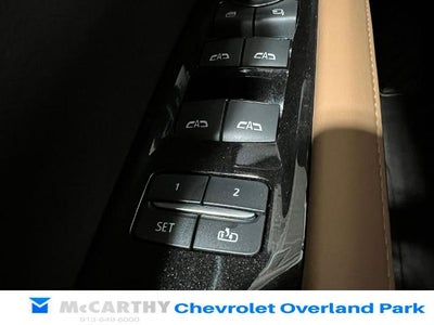 2022 Cadillac Escalade Premium Luxury