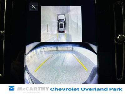 2025 Volvo XC40 Plus Bright Theme