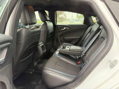2016 Chrysler 200 S