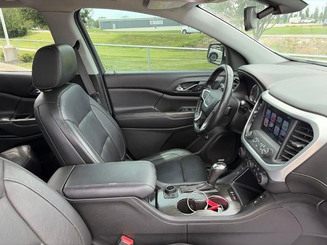 2017 GMC Acadia SLT