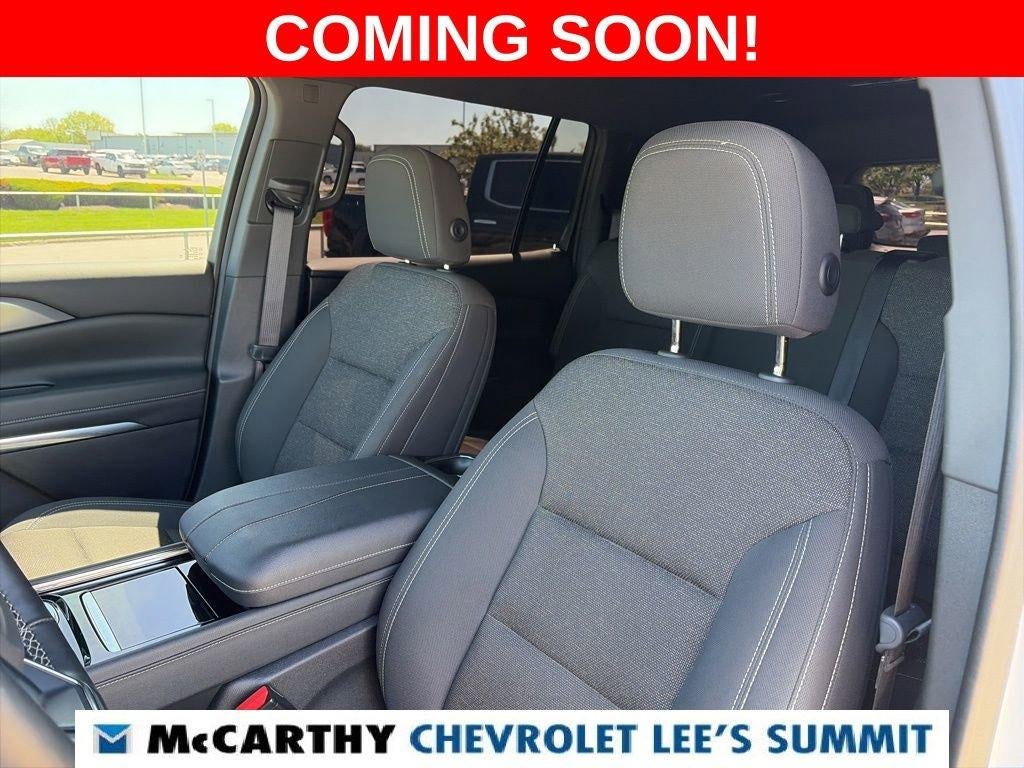 2024 Chevrolet Traverse LS