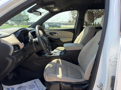 2023 Chevrolet Traverse LS