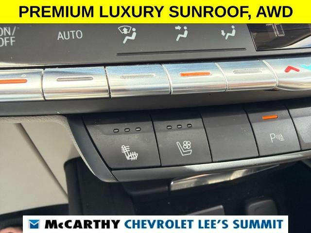 2023 Cadillac XT4 Premium Luxury