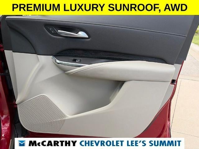 2023 Cadillac XT4 Premium Luxury