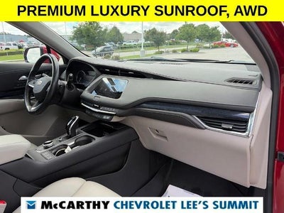 2023 Cadillac XT4 Premium Luxury