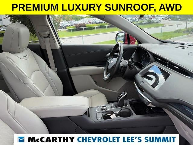 2023 Cadillac XT4 Premium Luxury