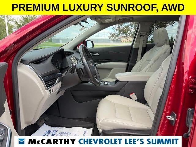 2023 Cadillac XT4 Premium Luxury