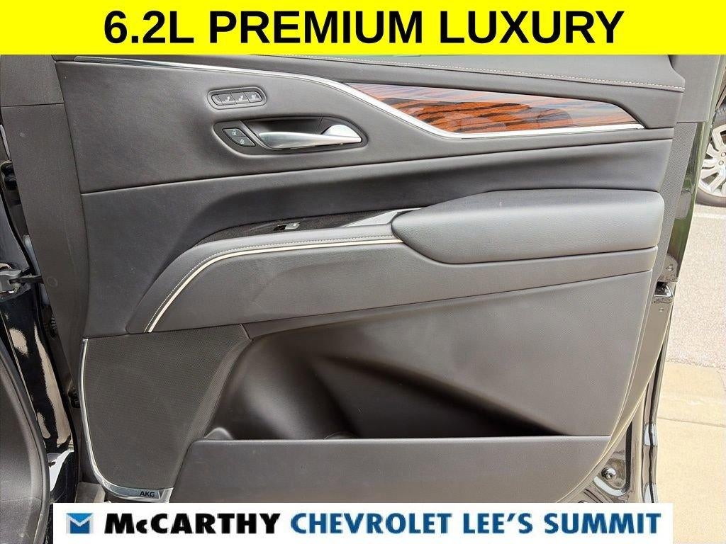 2023 Cadillac Escalade Premium Luxury