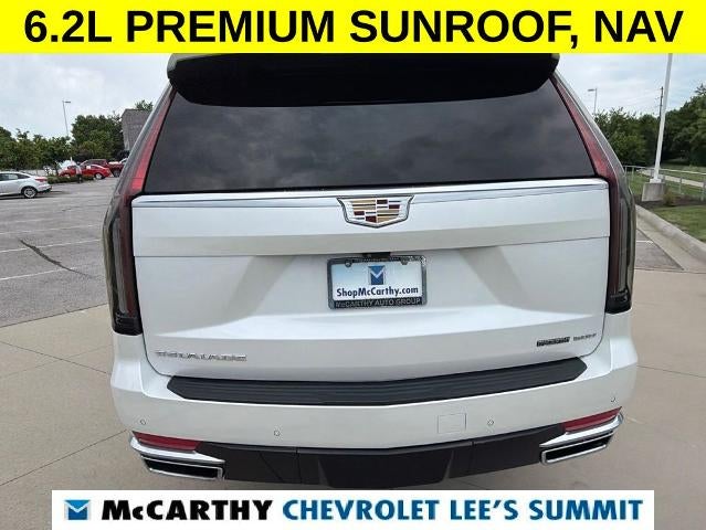 2022 Cadillac Escalade ESV Premium Luxury