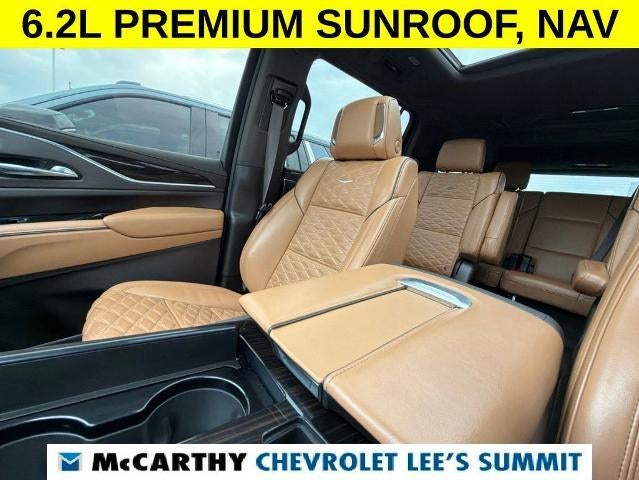 2022 Cadillac Escalade ESV Premium Luxury