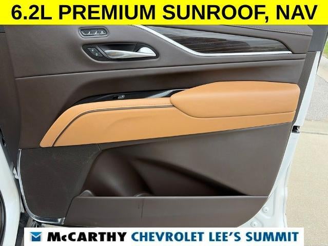 2022 Cadillac Escalade ESV Premium Luxury