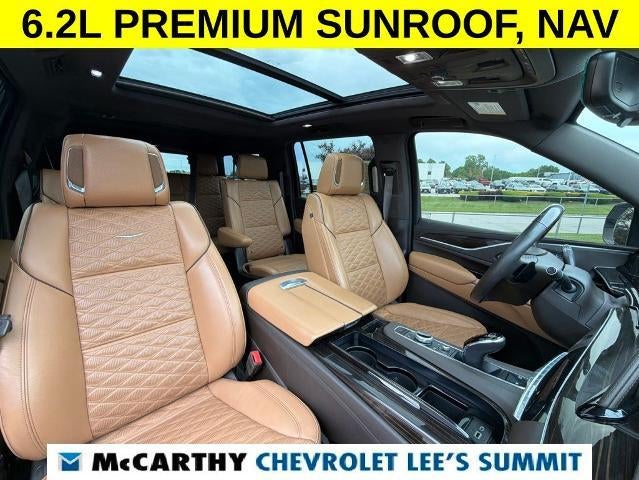 2022 Cadillac Escalade ESV Premium Luxury