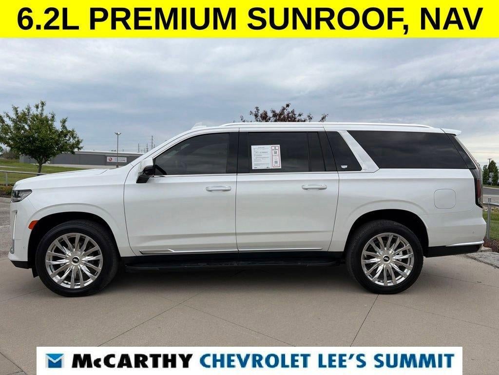 2022 Cadillac Escalade ESV Premium Luxury