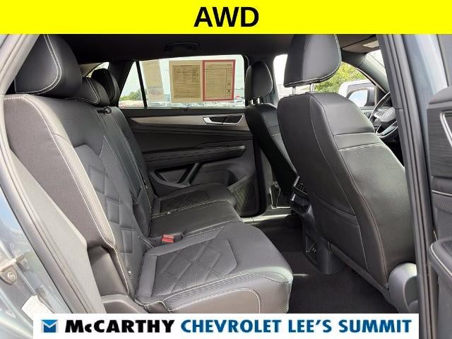 2025 Volkswagen Atlas Cross Sport 2.0T SE w/Technology