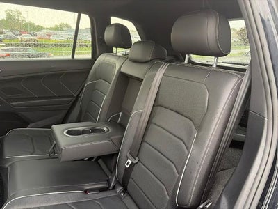 2022 Volkswagen Tiguan SEL R-Line