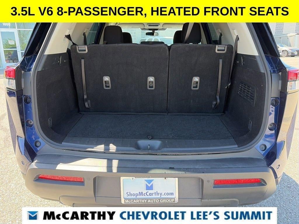 2025 Nissan Pathfinder SV