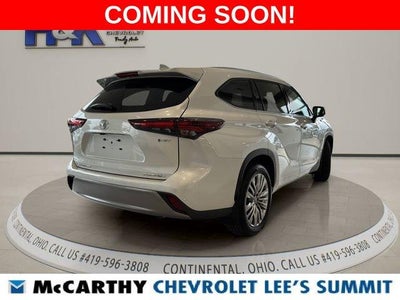 2026 Toyota Highlander Hybrid Platinum