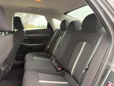 2023 Hyundai SONATA SE